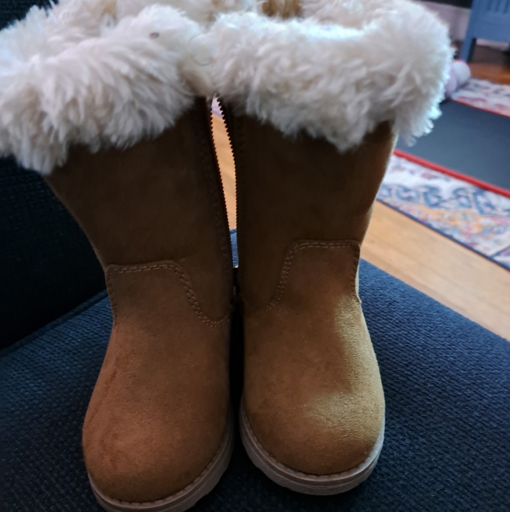 Size 6 toddler boots